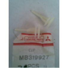 MB319927 MITSUBISHI GALANT ÖN İÇ DİREK BAKALİT 